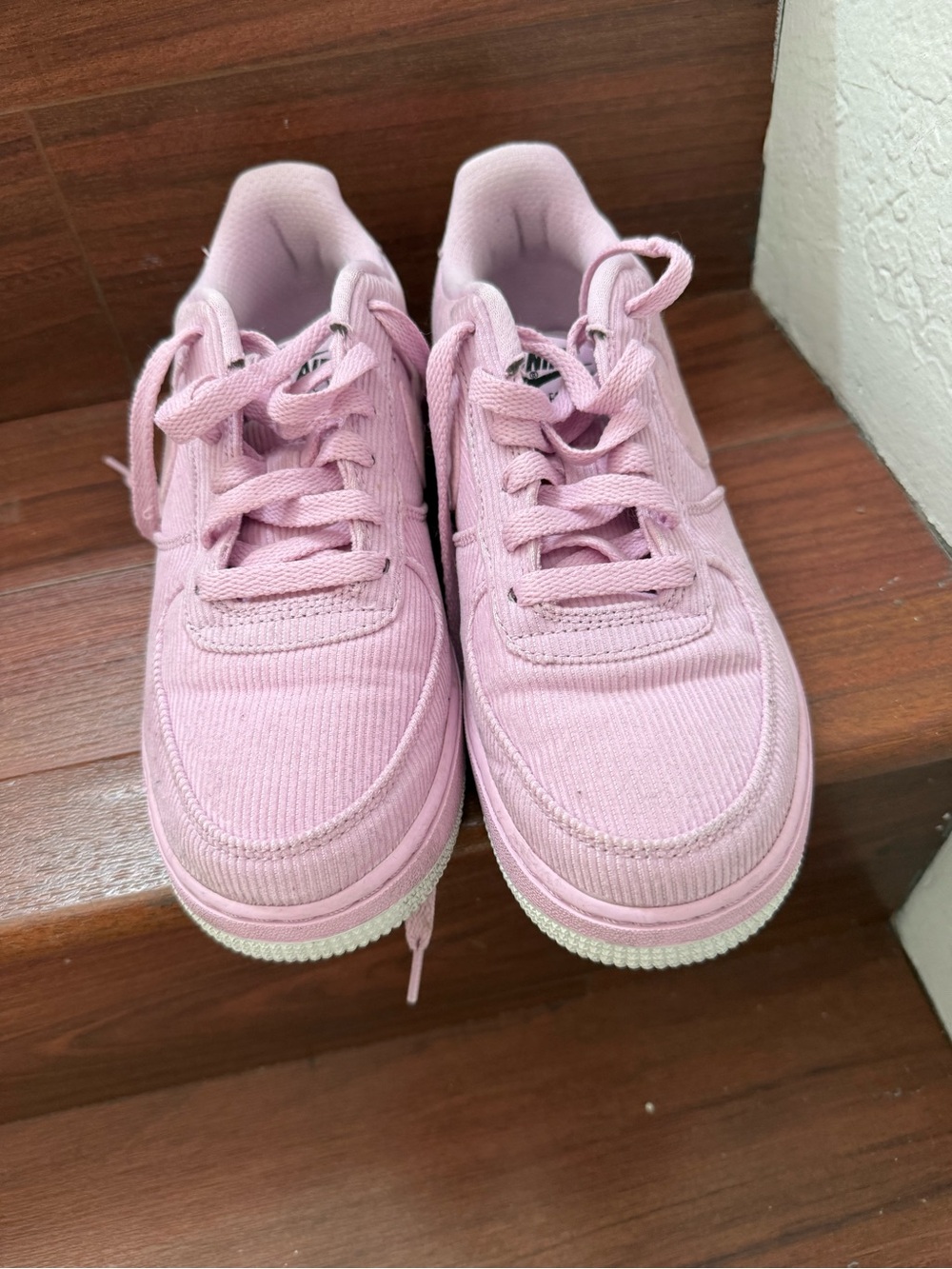 Nike Kids Pink Corduroy Low-Top Sneakers